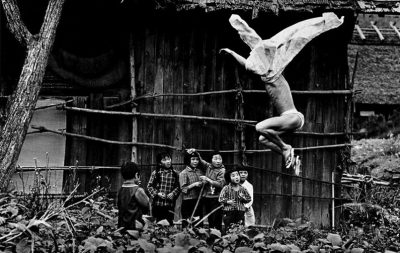 hosoe-eikoh-kamaitachi-11-400x253