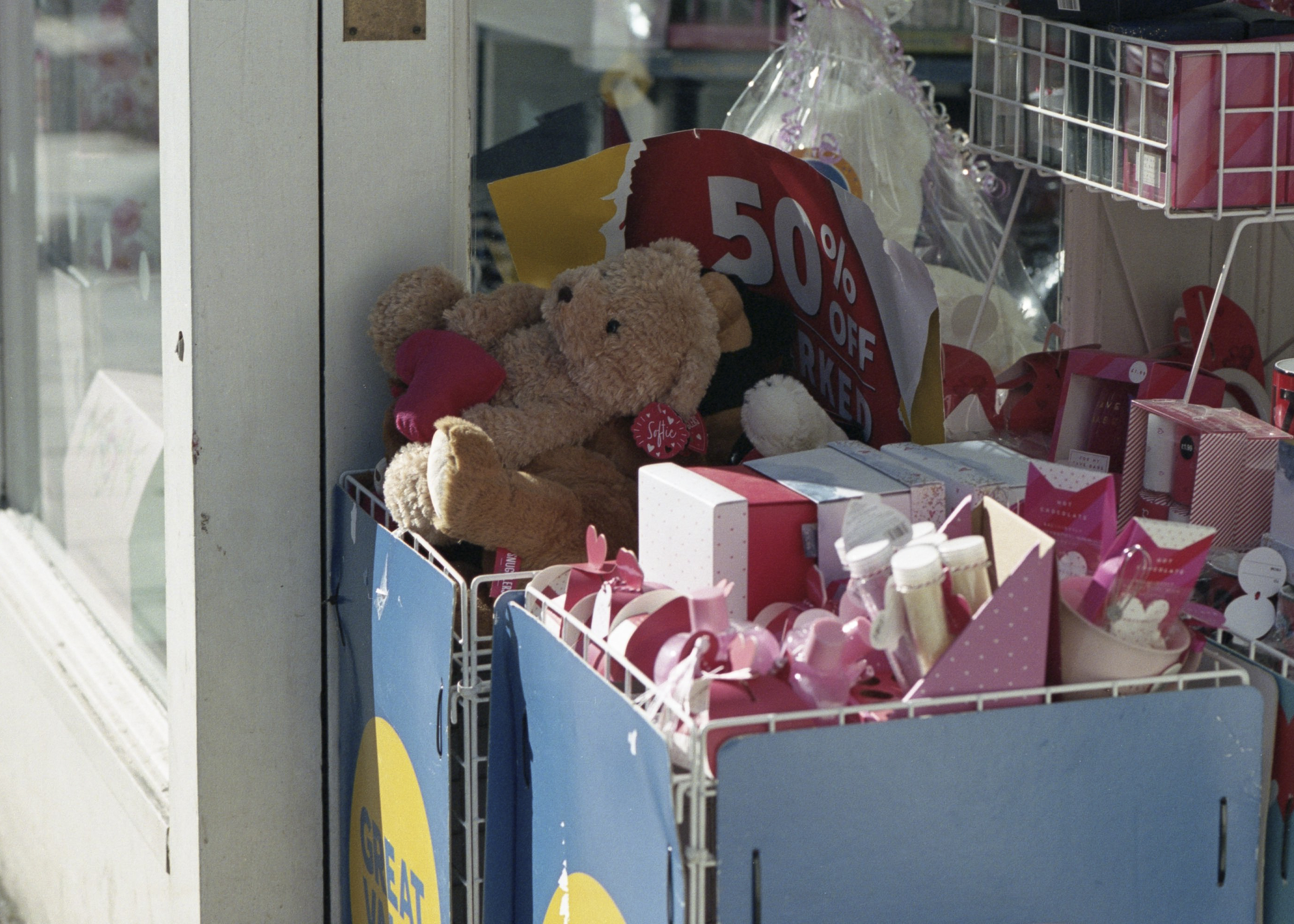 Ex120200313_12513040_0069-2